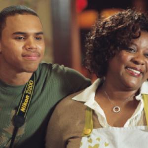Still of Loretta Devine and Chris Brown in This Christmas (2007)
