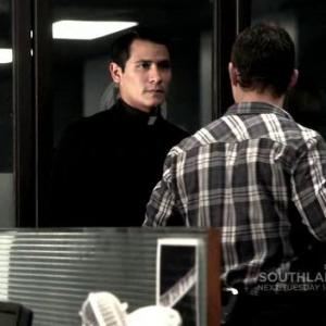 Jaime Zevallos and Shawn Hatosy in the show Southland on TNT