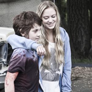 kai caster and maika monroe on the set of the darkness is close behind