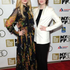 Elle Fanning and Alice Englert at event of Ginger & Rosa (2012)
