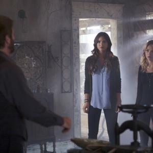 Still of Joe Lando Britt Robertson and Shelley Hennig in The Secret Circle 2011