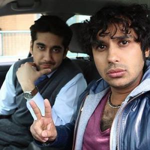 Still of Kunal Nayyar and Vinay Virmani in Dr Cabbie 2014