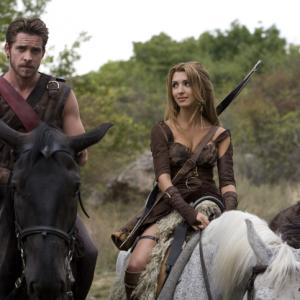Still of Sean Maguire and India de Beaufort in Kröd Mändoon and the Flaming Sword of Fire (2009)