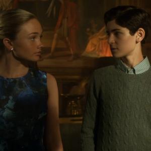 Natalie Alyn Lind and David Mazouz in Gotham