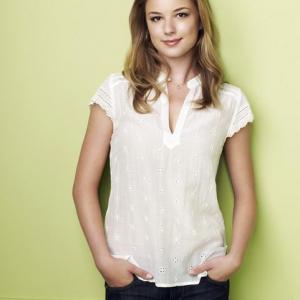 Still of Emily VanCamp in Brothers amp Sisters 2006