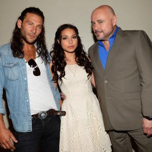 Mark Ryan Zach McGowan and Jessica Parker Kennedy at event of Black Sails 2014