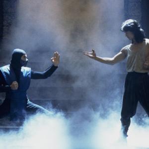Still of Franois Petit and Robin Shou in Mortal Kombat 1995
