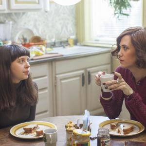 Still of Kristen Wiig and Bel Powley in The Diary of a Teenage Girl 2015