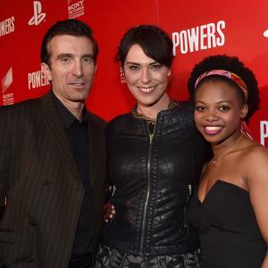 Michelle Forbes, Sharlto Copley and Susan Heyward at event of Powers (2015)