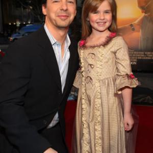 Sean Hayes and Taylor Ann Thompson at event of The Bucket List 2007