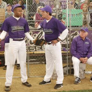 Still of Marque Richardson, Charlie Sheen and Martin Sheen in Anger Management