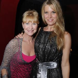 Sheri Moon Zombie and Dee Wallace at event of Halloween 2007