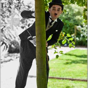 Cela Yildiz as Charlie Chaplin