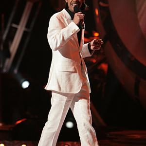Still of Sanjaya Malakar in American Idol: The Search for a Superstar (2002)