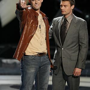 Still of Ryan Seacrest and Phil Stacey in American Idol: The Search for a Superstar (2002)