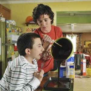 Still of Charlie McDermott and Atticus Shaffer in The Middle (2009)