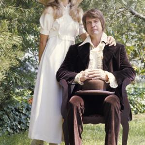 Farrah Fawcett with husband Lee Majors posing for their engagement photo circa 1973