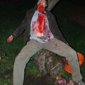 Dramatic death scene in Zombie Hunters