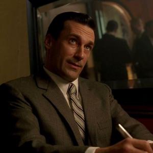 Still of Jon Hamm in MAD MEN. Reklamos vilkai (2007)