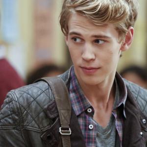 Still of Austin Butler in The Carrie Diaries 2013