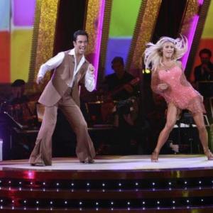 Still of Helio Castroneves and Julianne Hough in Dancing with the Stars 2005