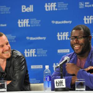 Michael Fassbender and Steve McQueen at event of Geda (2011)