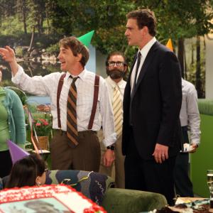 Still of Martin Short, Jason Segel and Leah Coonce in Kaip as susipazinau su jusu mama (2005)