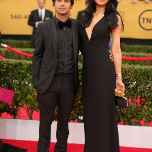 Kunal Nayyar and Neha Kapur at event of The 21st Annual Screen Actors Guild Awards 2015
