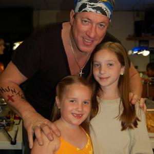 NFL Hall of Fame Quarterback Jim Kelly, Skylar Ward and Brianna Ward... on the set of The Adventure Scouts (2007)