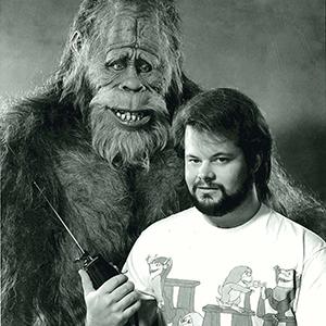 Harry  the Hendersons 1987 Harrys expressions were radiocontrolled 3 people wtransmitters performed his face working closely wthe lategreat Kevin Peter Hall Rick Baker on lower lip Tom Hester on browsx27
