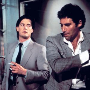 Still of Kyle MacLachlan and Michael Nouri in The Hidden 1987