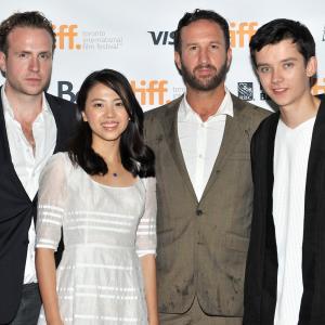 Rafe Spall, Morgan Matthews, Asa Butterfield and Jo Yang at event of X+Y (2014)