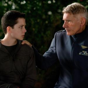 Still of Harrison Ford and Asa Butterfield in Enderio zaidimas 2013