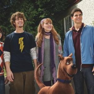 Hayley Kiyoko Nick Palatas Kate Melton and Robbie Amell hanging out on the set of ScoobyDoo! The Mystery Beings