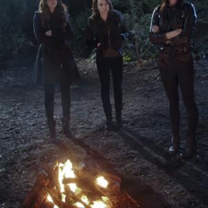 Still of Phoebe Tonkin, Jessica Parker Kennedy and Shelley Hennig in The Secret Circle (2011)