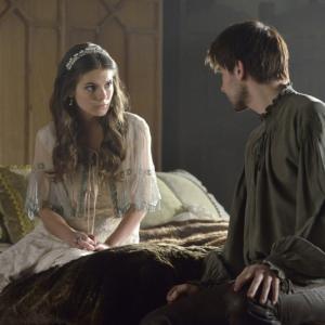 Still of Caitlin Stasey and Torrance Coombs in Reign 2013