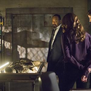 Still of Jesse L Martin Danielle Panabaker and Grant Gustin in The Flash 2014