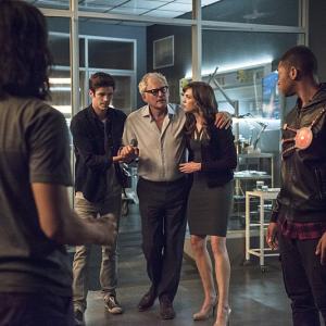 Still of Victor Garber, Danielle Panabaker and Grant Gustin in The Flash (2014)