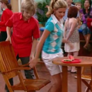 Still of Dylan Sprouse and Gilland Jones in The Suite Life on Deck (2008)