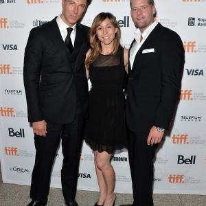 Daniel Wagner, Katie Mustard and Robert Ogden at event of Shelter (2014)