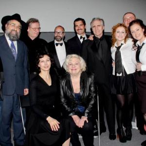 Flaminia Bonciani and the whole cast after the Mr Dago performance at the Istituto Italiano di Cultura Los Angeles