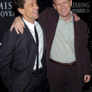 Ron Howard and Brian Grazer at event of The Missing 2003