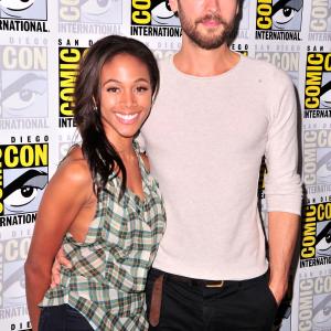 Tom Mison and Nicole Beharie at event of Sleepy Hollow 2013