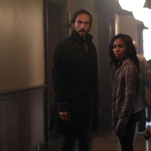 Still of Tom Mison and Nicole Beharie in Sleepy Hollow (2013)