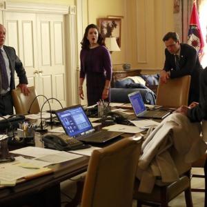 Still of Tony Goldwyn Jeff Perry Kerry Washington Bellamy Young and Darby Stanchfield in Scandal 2012