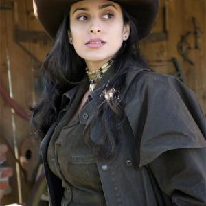 Actress Valerie Perez on set of Browncoats Redemption