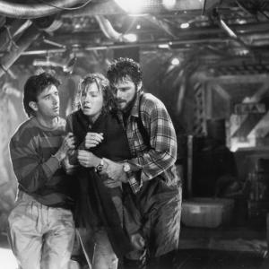 Still of Nancy Everhard, Greg Evigan and Matt McCoy in DeepStar Six (1989)