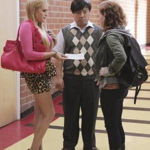 Still of Rex Lee, Carly Chaikin and Jane Levy in Suburgatory (2011)