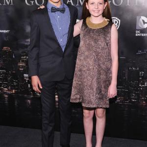 Clare Foley and David Mazouz at event of Gotham 2014