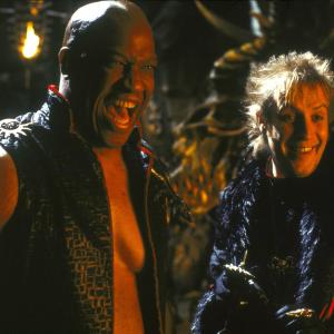 Still of Tommy Tiny Lister and Rhys Ifans in Little Nicky 2000